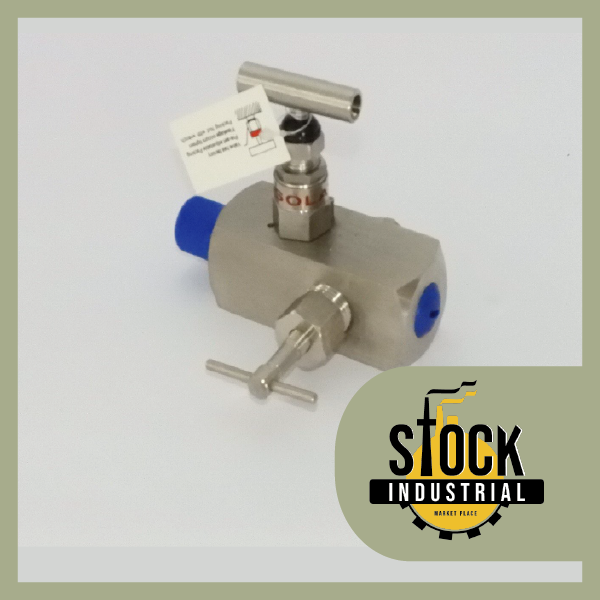 Valvula de Bloqueo y purga 1/2" MNPT x FNPT, 10,000 psi, 316SS con valvula de purga